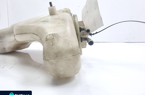 ZBIORNICZEK SPRYSKIWACZY MERCEDES W124 1248691120