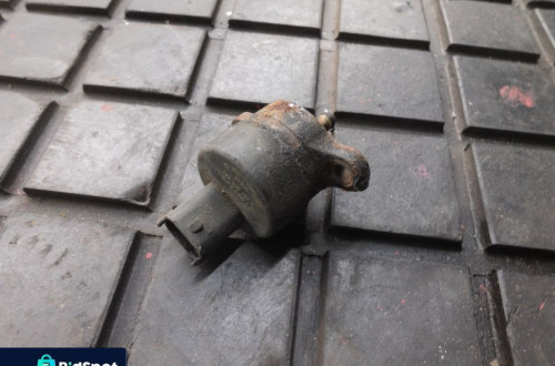 RENAULT LAGUNA II 1.9 dCi ZAWÓR PALIWA 0281002243