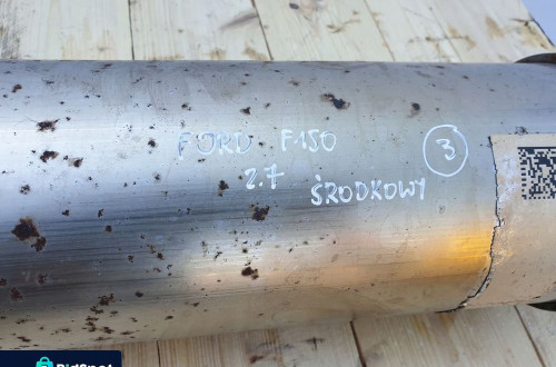 Ford F150 2.7 3.5 V6 ECOBOOST 18r ŚRODKOWY TŁUMIK