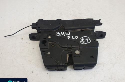 BMW F30 sedan ZAMEK TYLNEJ KLAPY bagażnika TYŁ