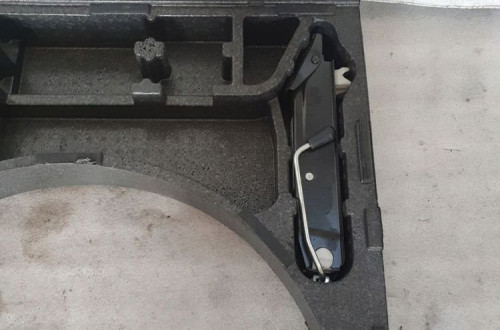 WKŁAD STYROPIAN BAGAŻNIKA 6J0863495C SEAT IBIZA 6J