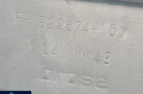 MECHANIZM PODNOŚNIK SZYBY PRAWY TYŁ VOLVO V50