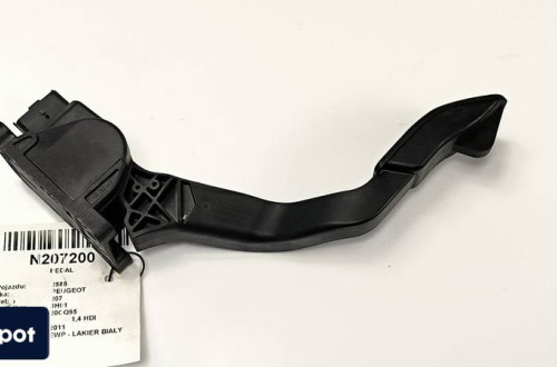 PEDAŁ PEUGEOT 207 0280755174