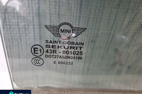 MINI COOPER S R56 SZYBA DRZWI PRAWA PRZÓD