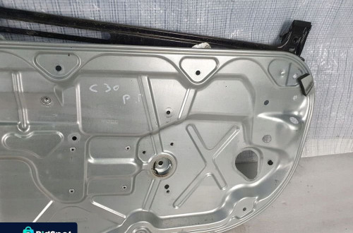 PODNOŚNIK SZYBY PRAWY PRZÓD PRZEDNI VOLVO C30