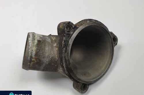 OBUDOWA TERMOSTATU MERCEDES W140 3.2 1042030374