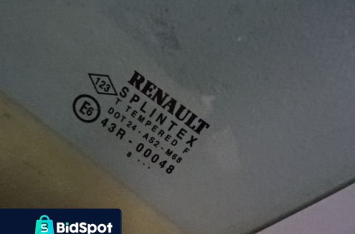 SZYBA DRZWI LEWY PRZÓD RENAULT SCENIC I 96-99 NR374