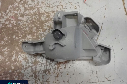 Lampa przeciwmgielna prawa MAZDA 2 2014- DA6J-51650