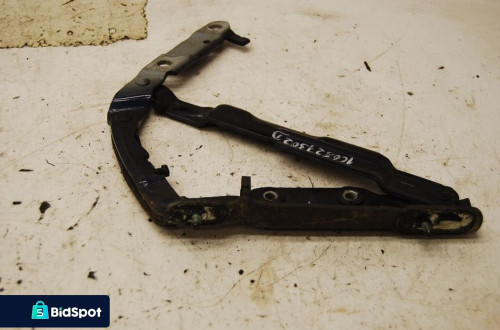 ZAWIAS KLAPY BAGAŻNIKA VW NEW BEETLE 1C0827301D 1C0827302D