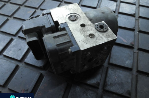 Pompa ABS 0273004281 VW Passat B5 1.6 B 1.9 TDI POSIADAM 3 SZTUKI