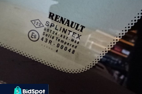 SZYBA KAROSERYJNA PRAWY TYŁ RENAULT SCENIC II NR488