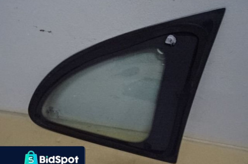 SZYBA KAROSERYJNA LEWY TYŁ KIA RIO I KOMBI 99-02 NR468