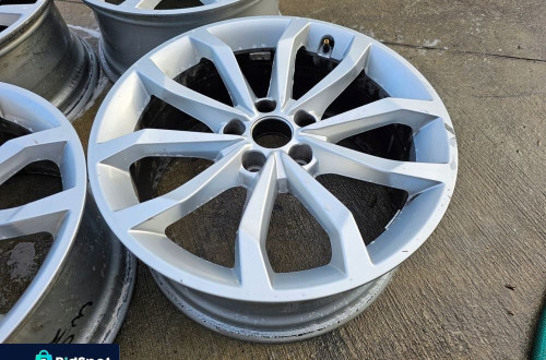 FELGA FELGI AUDI A4 B9 A5 8W R 18 ET40 8W0601025H