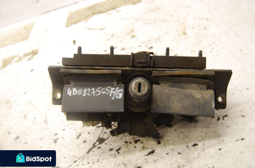 ZAMEK KLAPY BAGAŻNIKA TYŁ 4B0827565 AUDI A3 8L FL AUDI A6 C5 KOMBI 4B0827565F 4B0827565B 4D9827565