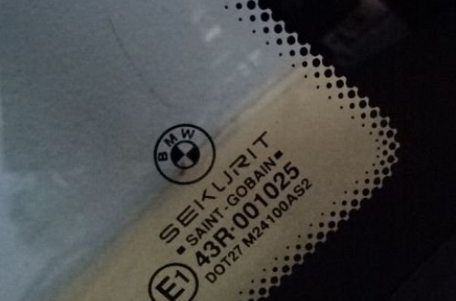 SZYBA KAROSERYJNA PRAWY TYŁ BMW E36 COMPACT NR478