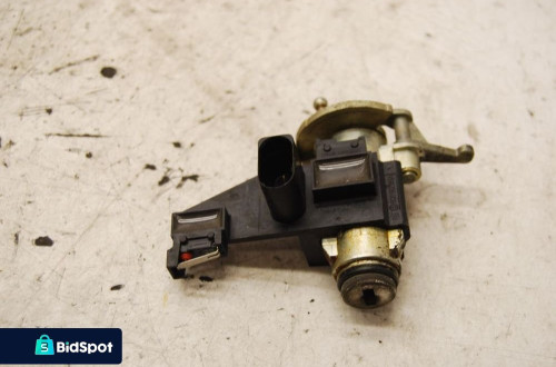 ZAMEK KLAPY BAGAŻNIKA TYŁ 6Q6827297D VW POLO IV 9N 01-09 6Q6827297F 6Q6827297H