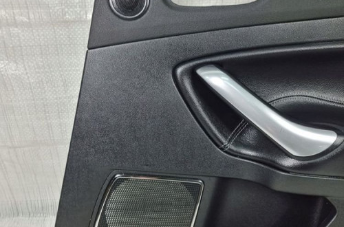 BOCZEK DRZWI MONDEO MK4 PRAWY TYŁ TITANIUM SKÓRA