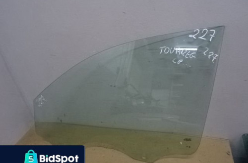 SZYBA DRZWI LEWY PRZÓD VW TOUAREG NR227