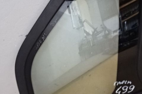 SZYBA KAROSERYJNA PRAWY TYŁ KIA CARENS III 06-11 NR499