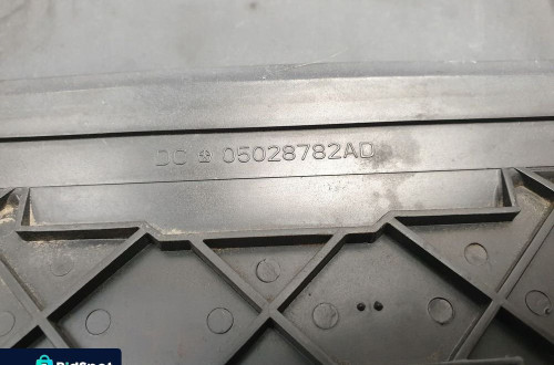 Dodge Challenger 15- TRZECIE ŚWIATŁO STOP stopu