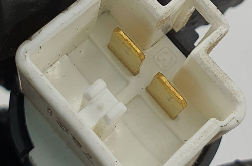 CZUJNIK STOP STOPU DAIHATSU CUORE