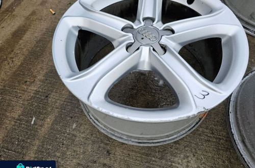 FELGA FELGI AUDI A4 A5 A6 7.5J R17 ET45 8K0601025BK