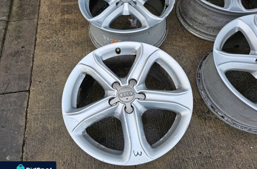 FELGA FELGI AUDI A4 A5 A6 7.5J R17 ET45 8K0601025BK