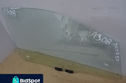 SZYBA BOCZNA DRZWI PRAWY PRZÓD HONDA JAZZ I 01-04 NR1308