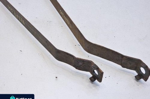 UCHWYT MOCOWANIE ZBIORNIKA PALIWA MAZDA 6 II