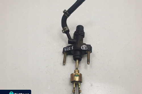 Toyota Yaris I POMPKA HAMULCOWA Hamulca