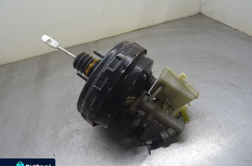 VOLVO S60 LIFT 2.4B SERWO HAMULCOWE P30793676