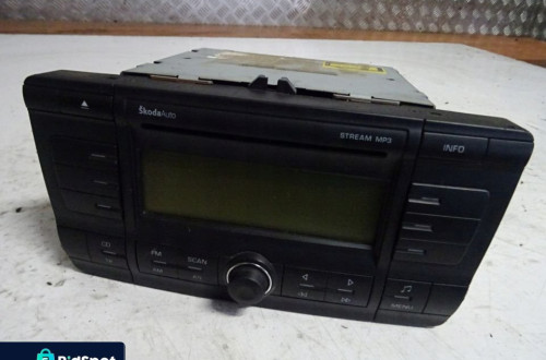 RADIO SKODA OCTAVIA II 1Z0035161C