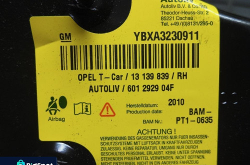 OPEL ASTRA III H PODUSZKA BOCZNA 13139839 AIR ABG PRAWA 2010R