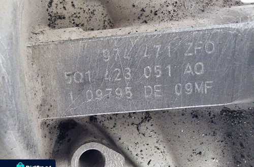 MAGLOWNICA SKODA OCTAVIA III 5Q1423051AQ