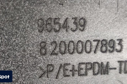 BLENDA LISTWA KLAPY TYŁ ESPACE IV 8200007893