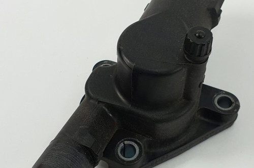 TERMOSTAT OBUDOWA RENAULT TWINGO II 1.2
