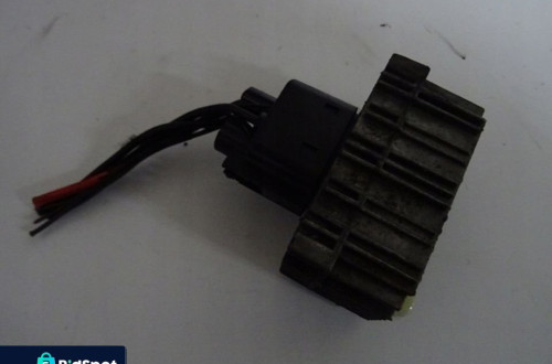 REZYSTOR ŚWIEC OPEL CORSA C 1.3 CDTI 55353011