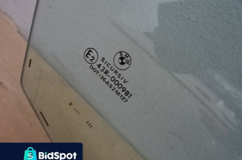 SZYBA DRZWI PRAWY PRZÓD BMW E46 SEDAN NR1252