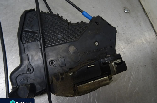 TOYOTA AURIS 06-09 1.4 D4D ZAMEK DRZWI PRAWY LEWY PRZÓD PRAWY TYŁ