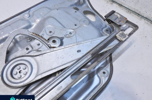 MECHANIZM PODNOŚNIK SZYBY LEWY PRZÓD VOLVO V70 III