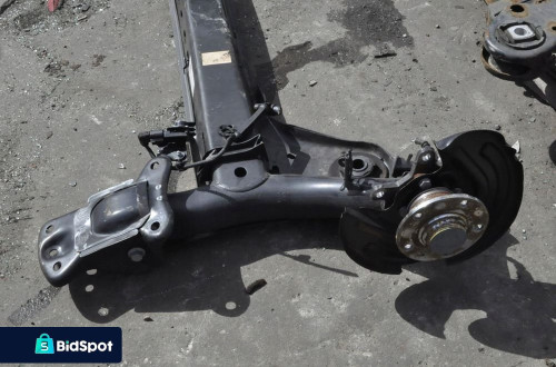 VW GOLF VIII ZAWIESZENIE TYLNE BELKA  5H0500039A