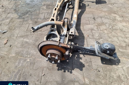 BELKA / SANKI TYŁ VOLKSWAGEN GOLF IV 1K0505315BH