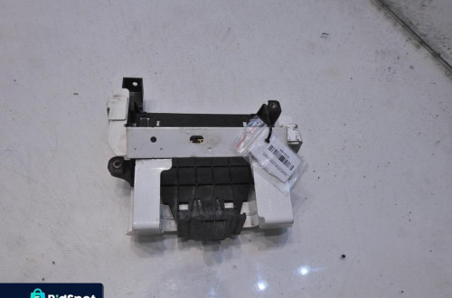 UCHWYT MOCOWANIE KOMPUTERA VOLVO V70 III 2.0 D3