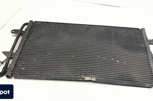 CHŁODNICA KLIMATYZACJI VOLKSWAGEN GOLF IV