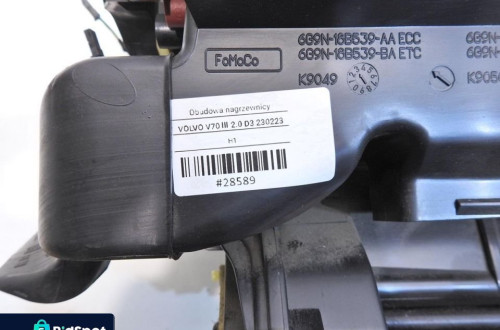 NAGRZEWNICA VOLVO V70 III P31332112