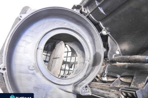 NAGRZEWNICA VOLVO V70 III P31332112