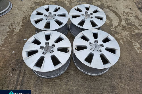 FELGA FELGI AUDI A4 A5 A6 7.5J R17 ET45 8K0601025AM