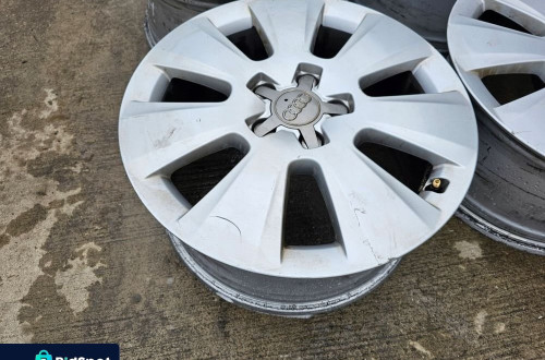 FELGA FELGI AUDI A4 A5 A6 7.5J R17 ET45 8K0601025AM