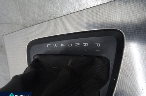 VOLVO S60 LIFT 2.4B RAMKA PŁYTA WYBIERAKA