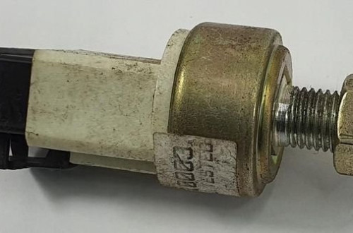 CZUJNIK STOP STOPU ROVER 25 1.4